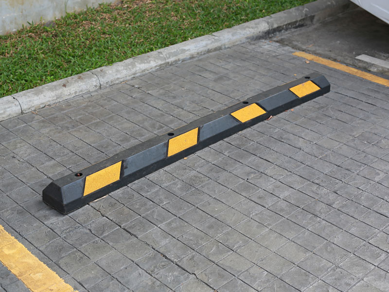 concrete-parking-bumper https://gulfstriping.com/wp-content/uploads/2025/04/concrete-parking-bumper.jpg